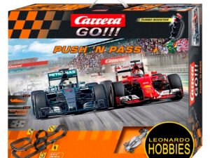 Push and Pass Pista de autos Carrera GO 62393