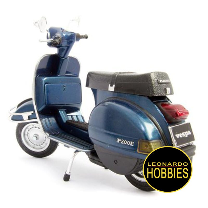 NEW RAY,VESPA,ROSARIO,ARGENTINA,AMIGOS DE LAS VESPA,GRUPO VESPA, MOTO VESPA,LEONARDO HOBBIES,P200,P200E,MOTOS ROSARIO,ENCUENTRO DE MOTOS ROSARIO,MOTONETA,SCOOTER,MOTITOS DE COLECCION,Vespa P200E Diecast Model Scooter 1978 blue (azul)Escala 1/12 New Ray 42123