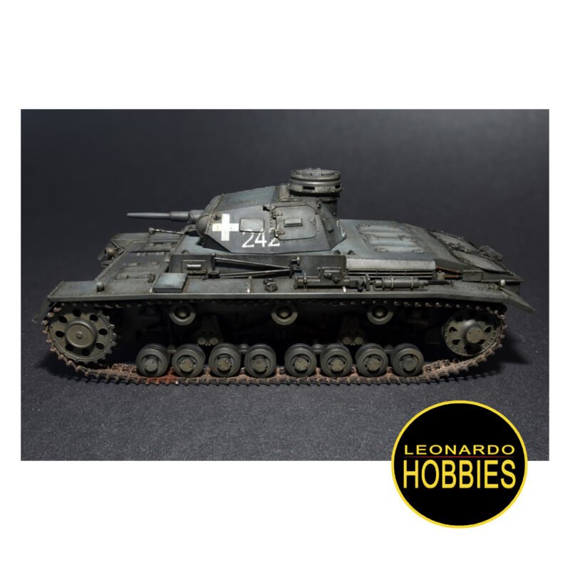 Pz. Kpfw. III Ausf D Escala 1/35 Miniart 35169 - Imagen 2