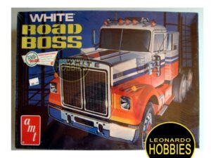 White Road Boss Truck Escala 1/25 AMT 648/06